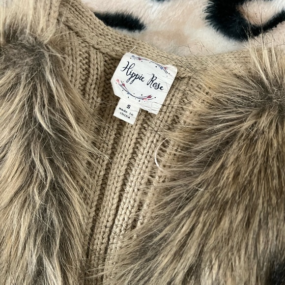 Hippie rose fur vest - Picture 3 of 3